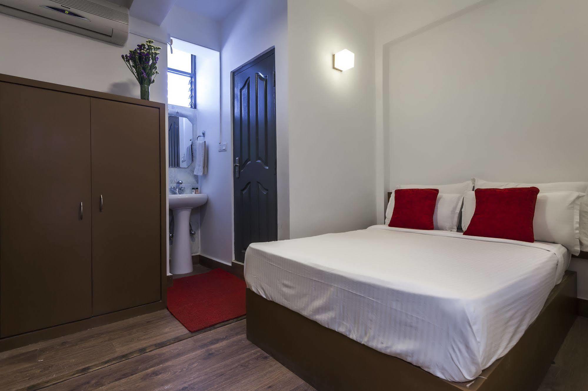 Oyo 123 Hotel Prince Plaza Kathmandu Luaran gambar